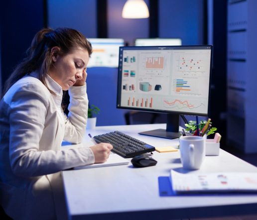 woman-working-table